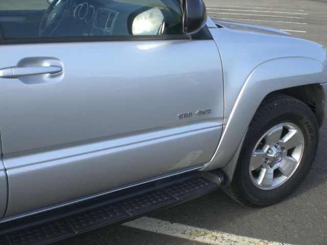 Toyota 4Runner 2004 photo 4