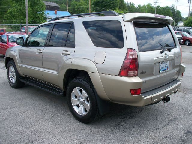 Toyota 4Runner 2004 photo 3