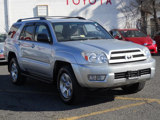 Toyota 4Runner 2004 photo 2