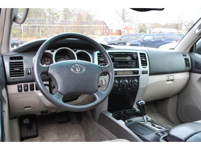 Toyota 4Runner 2004 photo 5