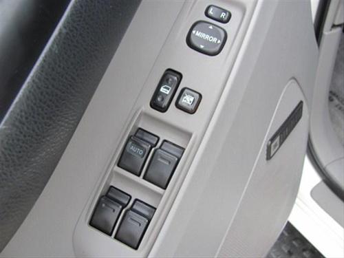 Toyota 4Runner 2004 photo 2