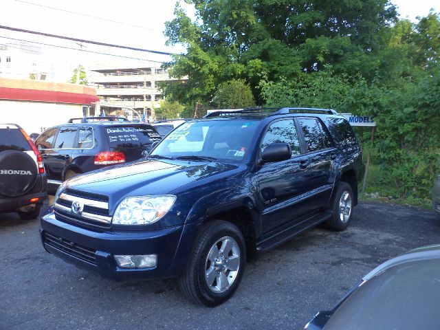 Toyota 4Runner 2004 photo 2