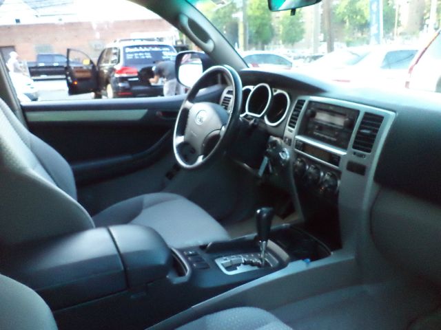 Toyota 4Runner 2004 photo 4