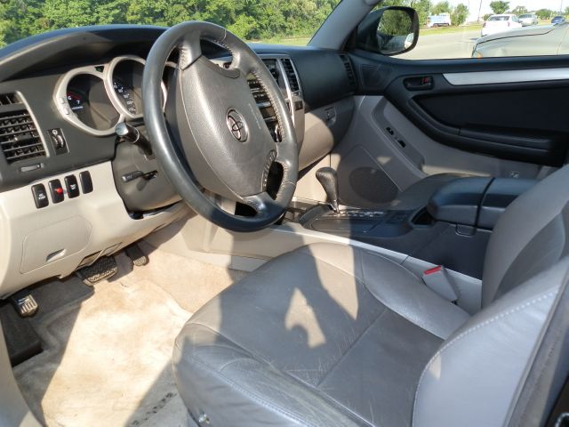 Toyota 4Runner 2004 photo 1