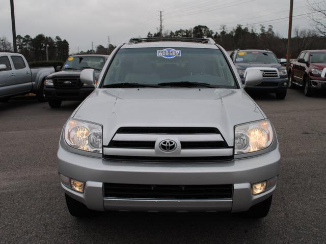 Toyota 4Runner 2004 photo 2