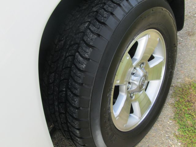 Toyota 4Runner 2004 photo 2