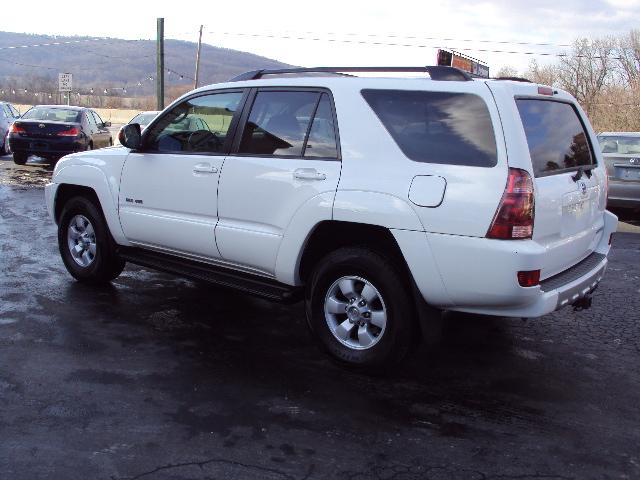 Toyota 4Runner 2004 photo 2