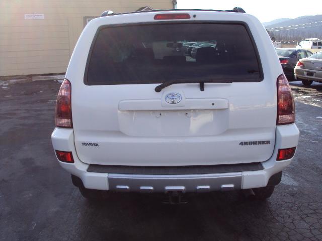 Toyota 4Runner 2004 photo 3