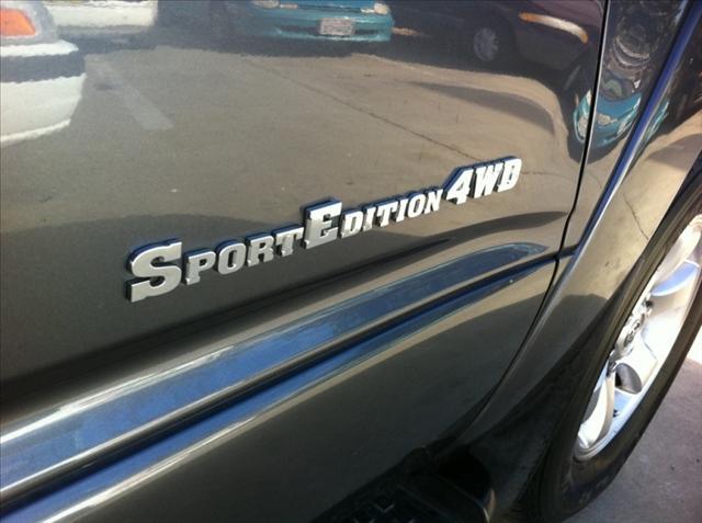 Toyota 4Runner 2004 photo 2