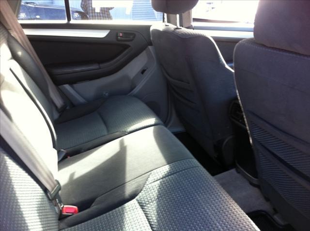 Toyota 4Runner 2004 photo 3