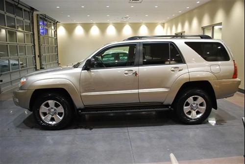 Toyota 4Runner 2004 photo 2