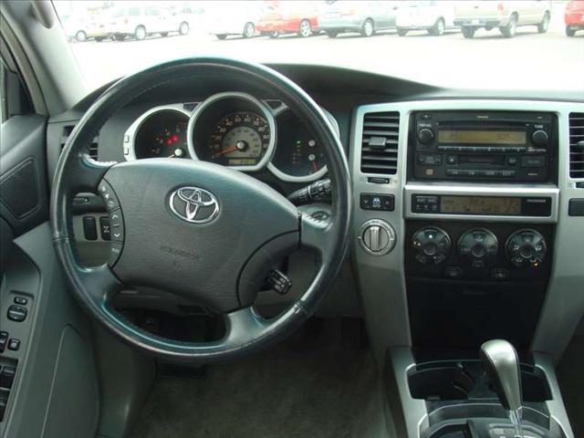 Toyota 4Runner 2004 photo 5