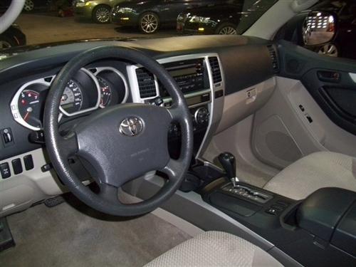 Toyota 4Runner 2004 photo 1