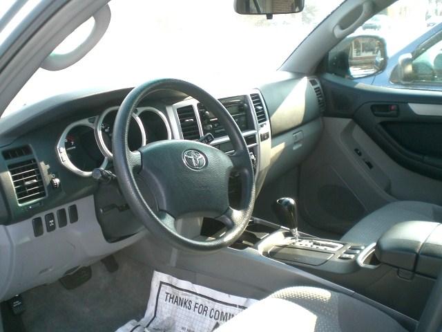 Toyota 4Runner 2004 photo 4