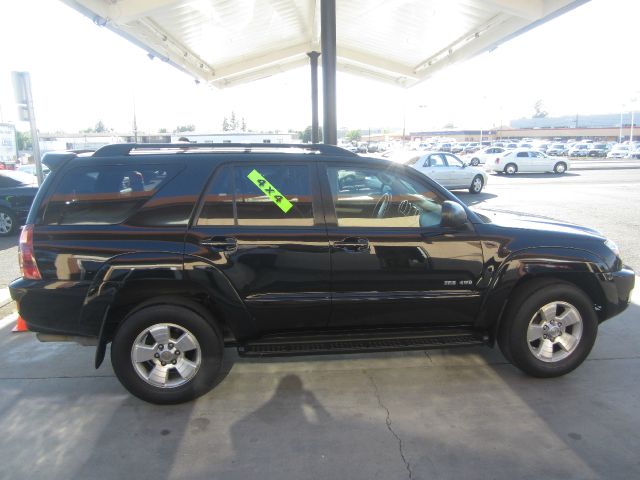 Toyota 4Runner 2004 photo 2