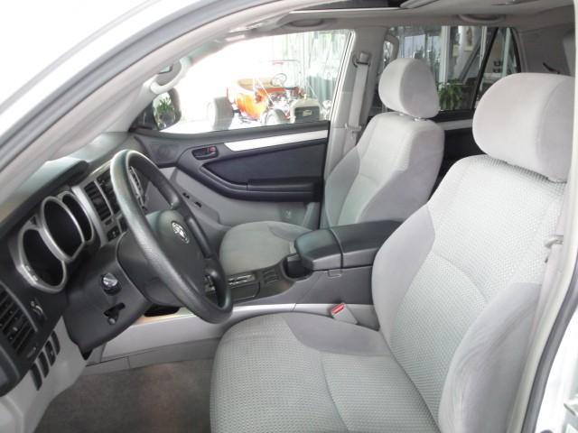 Toyota 4Runner 2004 photo 3