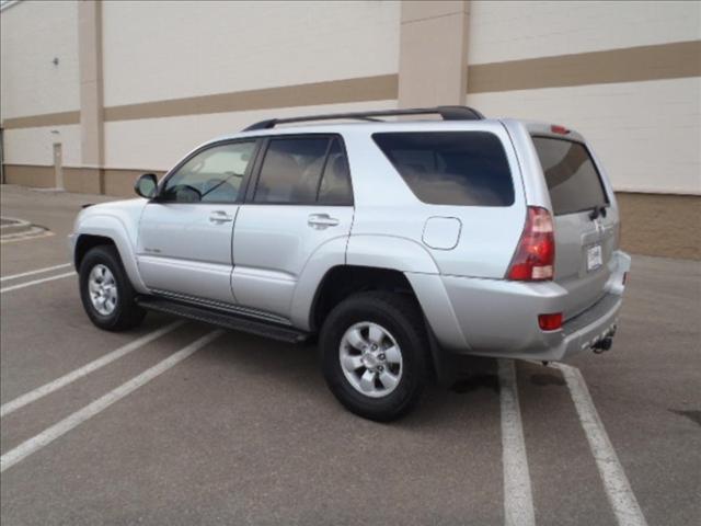 Toyota 4Runner 2004 photo 4