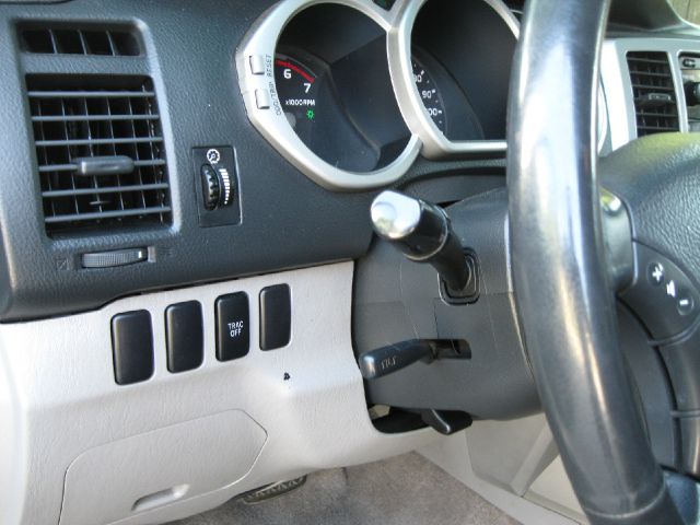 Toyota 4Runner LTZ, DVD, NAV, SUN Roof, Loade SUV