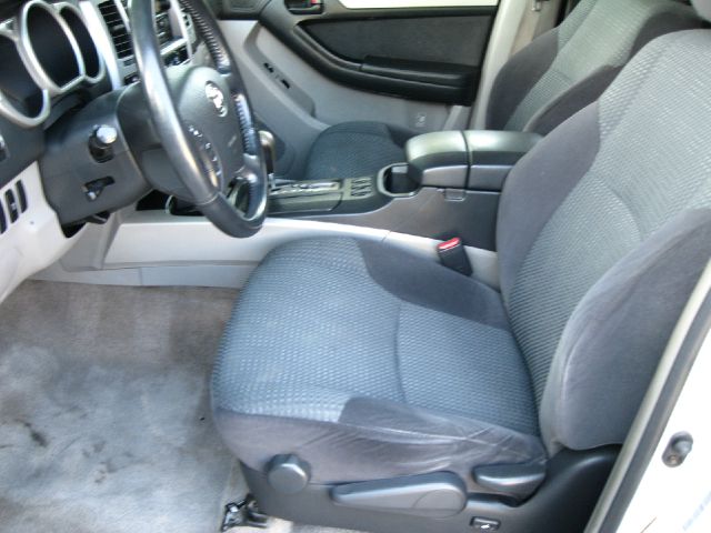 Toyota 4Runner 2004 photo 15