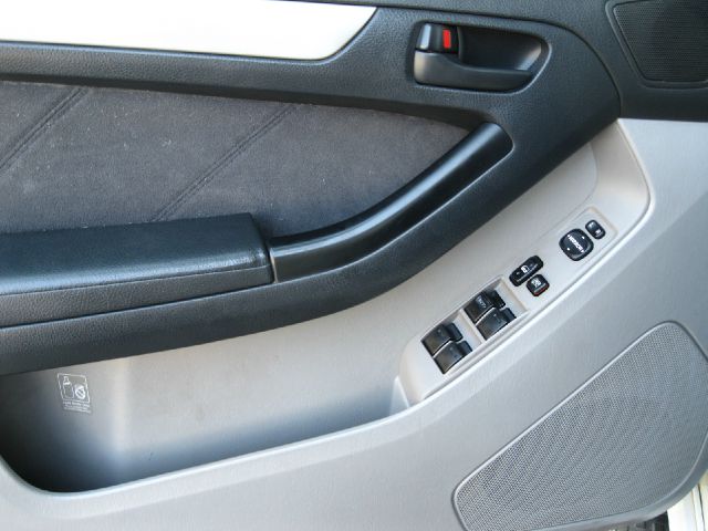 Toyota 4Runner 2004 photo 4