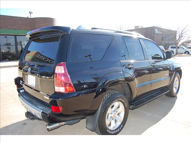 Toyota 4Runner 2004 photo 2