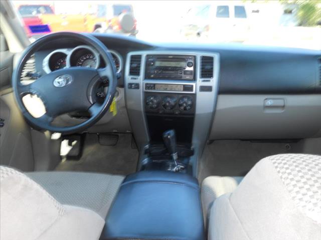 Toyota 4Runner BIG Horn-hemi -20 Wheels-crew SUV