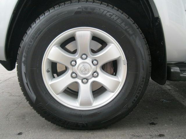 Toyota 4Runner 2004 photo 3