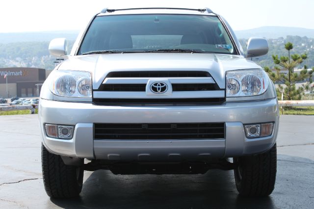Toyota 4Runner SLT 25 SUV
