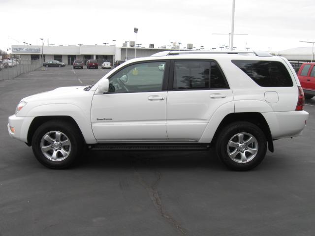 Toyota 4Runner 2005 photo 2