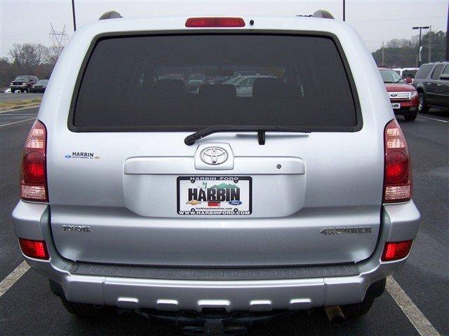 Toyota 4Runner 2005 photo 2