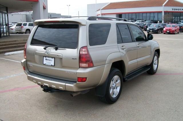 Toyota 4Runner 2005 photo 2