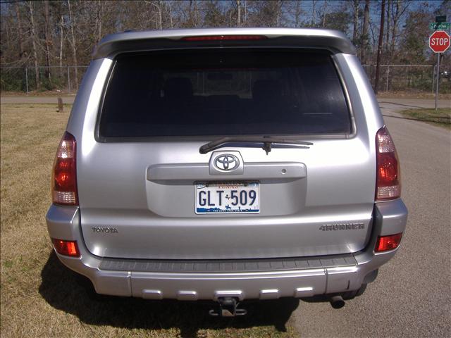 Toyota 4Runner 2005 photo 2