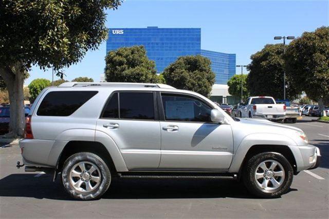 Toyota 4Runner 2005 photo 2