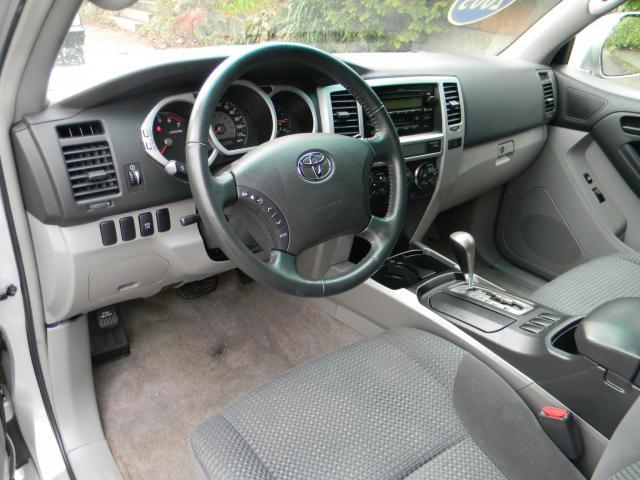 Toyota 4Runner 2005 photo 3