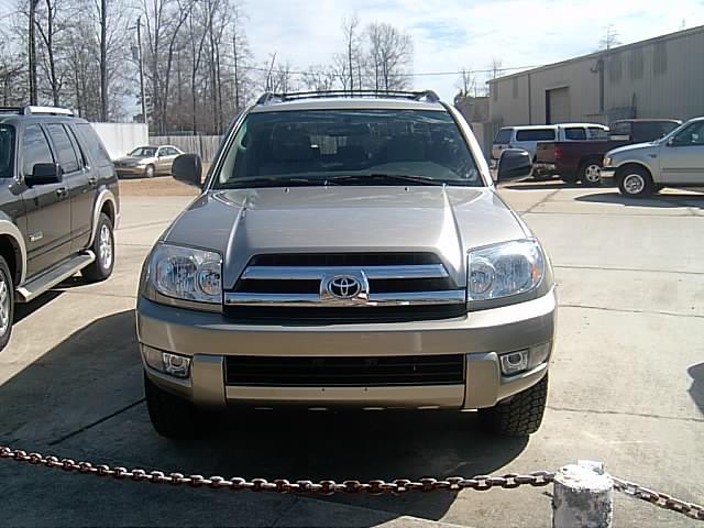 Toyota 4Runner 2005 photo 2