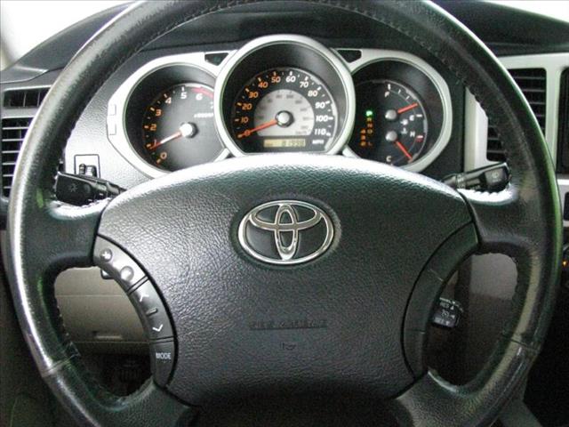 Toyota 4Runner 2005 photo 25