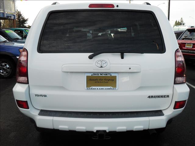 Toyota 4Runner 2005 photo 2