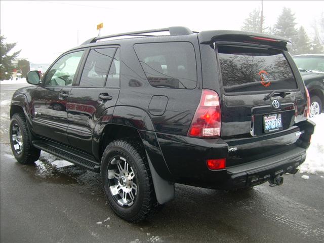 Toyota 4Runner 2005 photo 2
