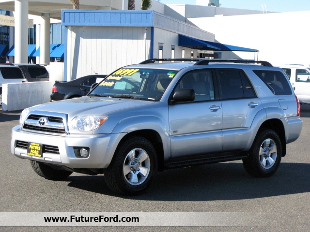 Toyota 4Runner 2006 photo 2