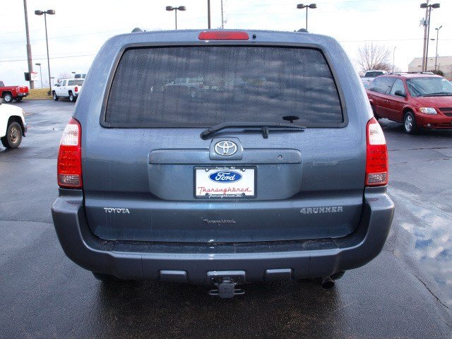 Toyota 4Runner 2006 photo 5