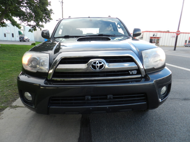 Toyota 4Runner Reg Cab FLAT BED SUV