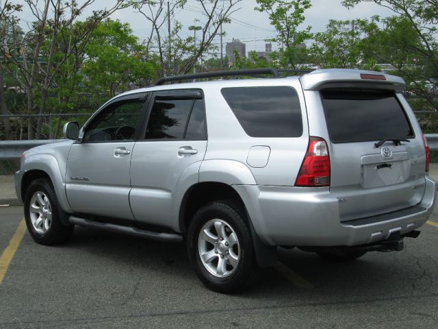 Toyota 4Runner Reg Cab FLAT BED SUV