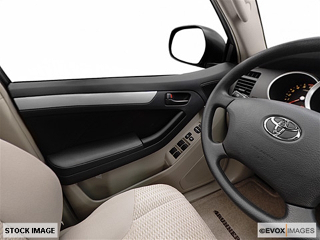 Toyota 4Runner 2006 photo 2