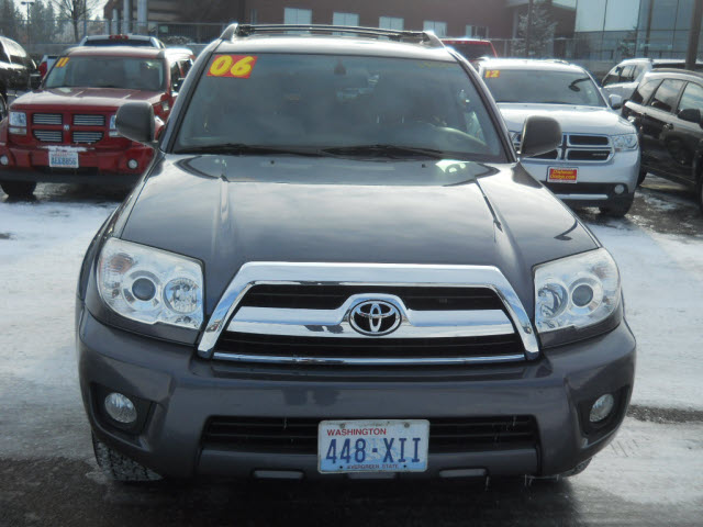 Toyota 4Runner 2006 photo 2