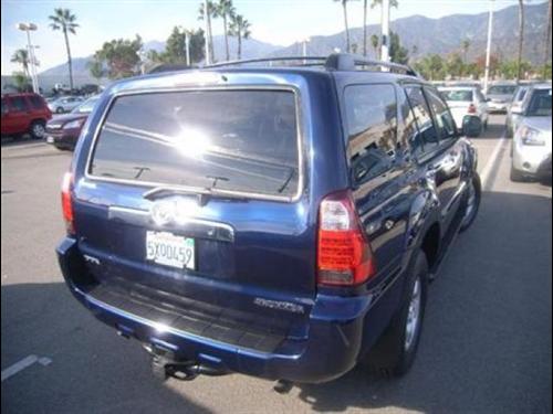 Toyota 4Runner 2007 photo 3