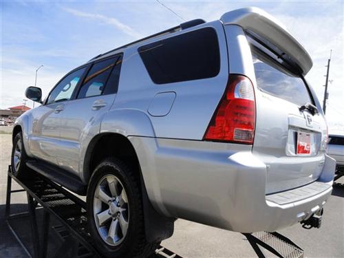 Toyota 4Runner 2007 photo 3