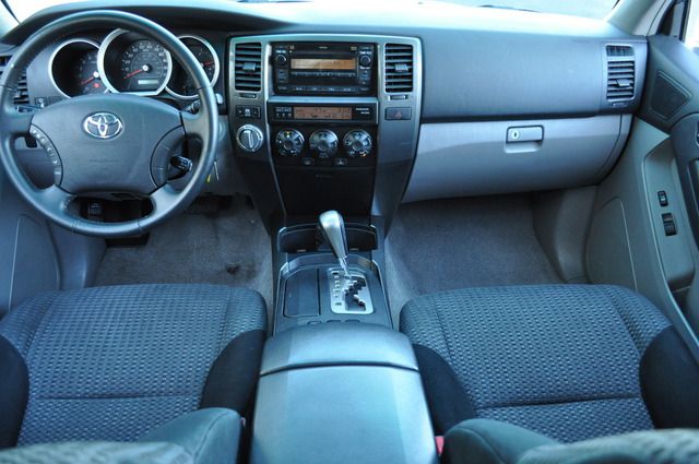 Toyota 4Runner Reg Cab FLAT BED SUV