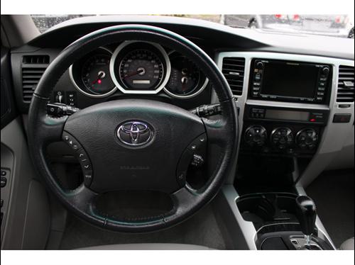 Toyota 4Runner 2007 photo 2