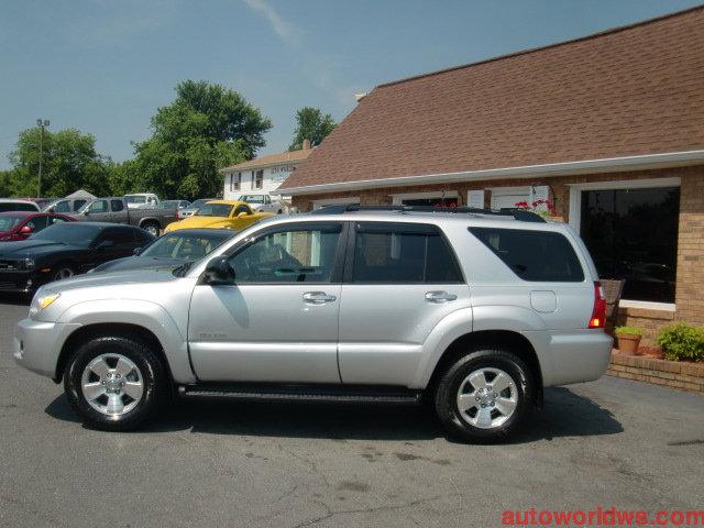 Toyota 4Runner 2007 photo 3