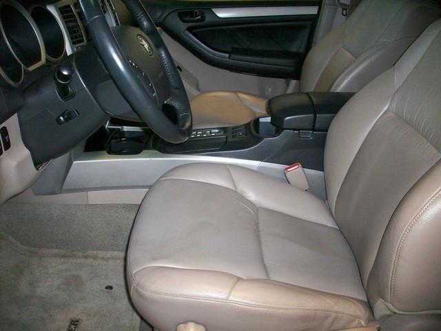 Toyota 4Runner 2008 photo 2